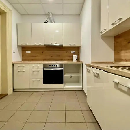 Celetna Apartament *